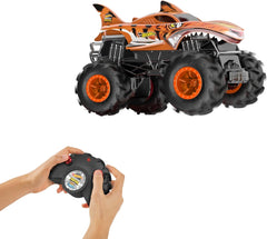 Hot Wheels Monster Trucks Tiger Shark Vehicle 1:24 HNV03