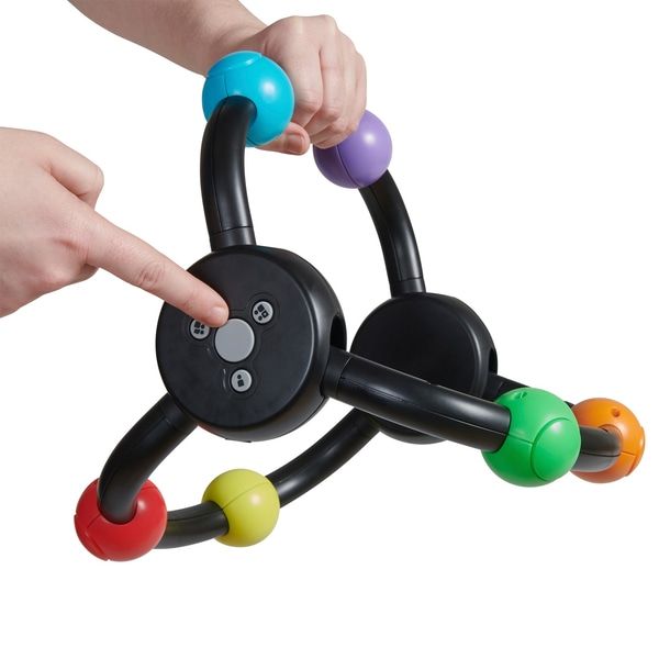 Hands Full Family Game 7931