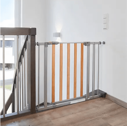 Hauck Woodlock Safegate 75 - 80cm with Extension 21cm Silver 595015 - Colorland Toys