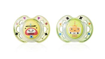 Tommee Tippee Fun Style Soother, 0-6 months, Pack of 1